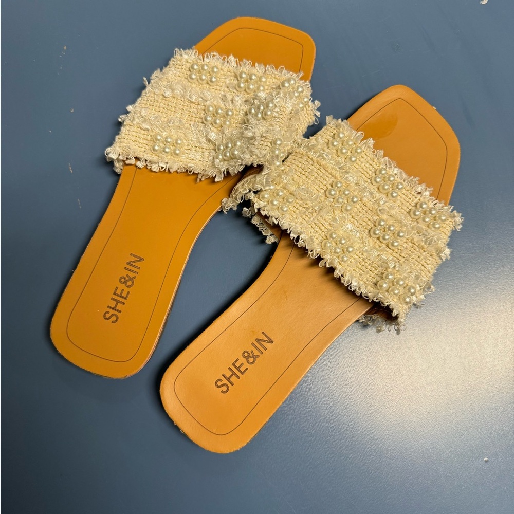 Women's Cream Pearl Embellished Slides
